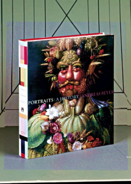 Cover image for Portraits A History