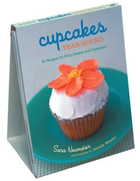 Cover image for Cupcakes Year-Round 50 Recipes for Every Season and Celebration
