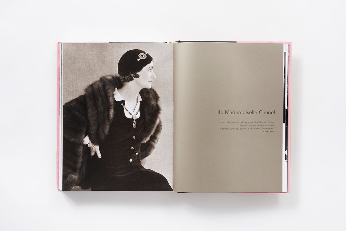 Læne Indskrive tildele Chanel and Her World (Hardcover) | ABRAMS